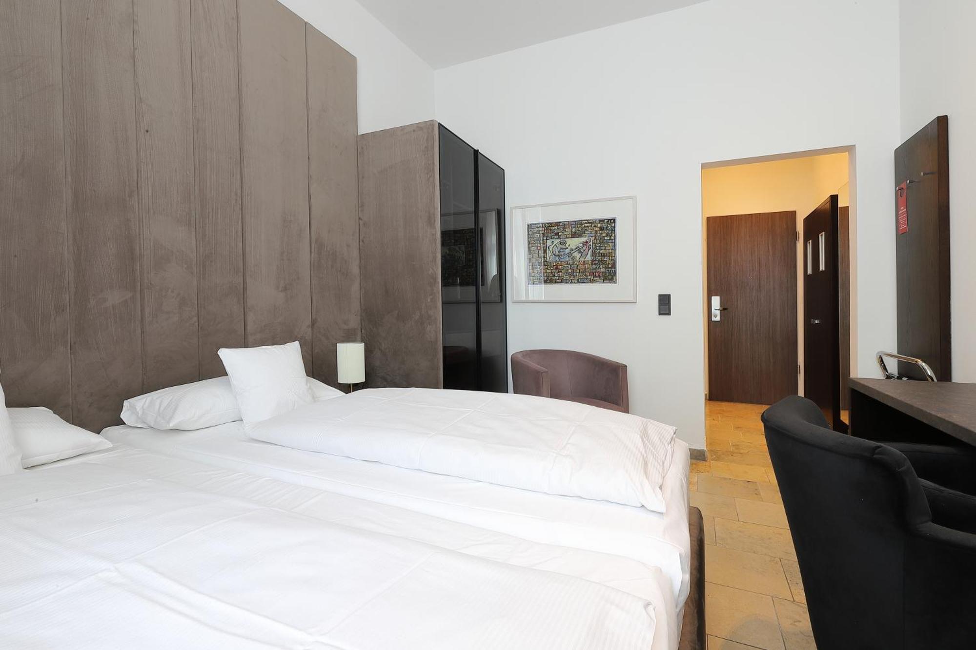 Devin Art Hotel デュッセルドルフ エクステリア 写真