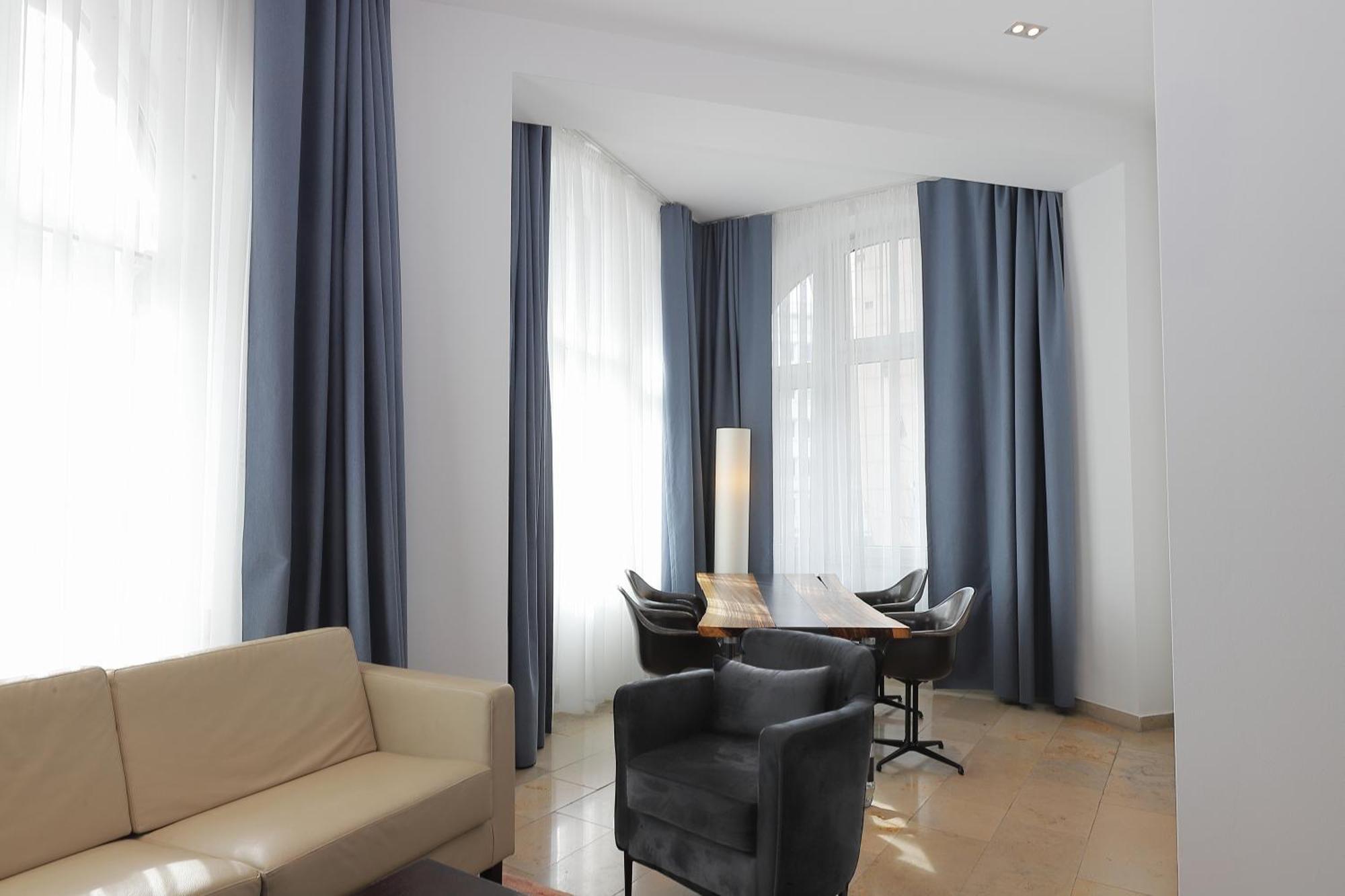 Devin Art Hotel デュッセルドルフ エクステリア 写真