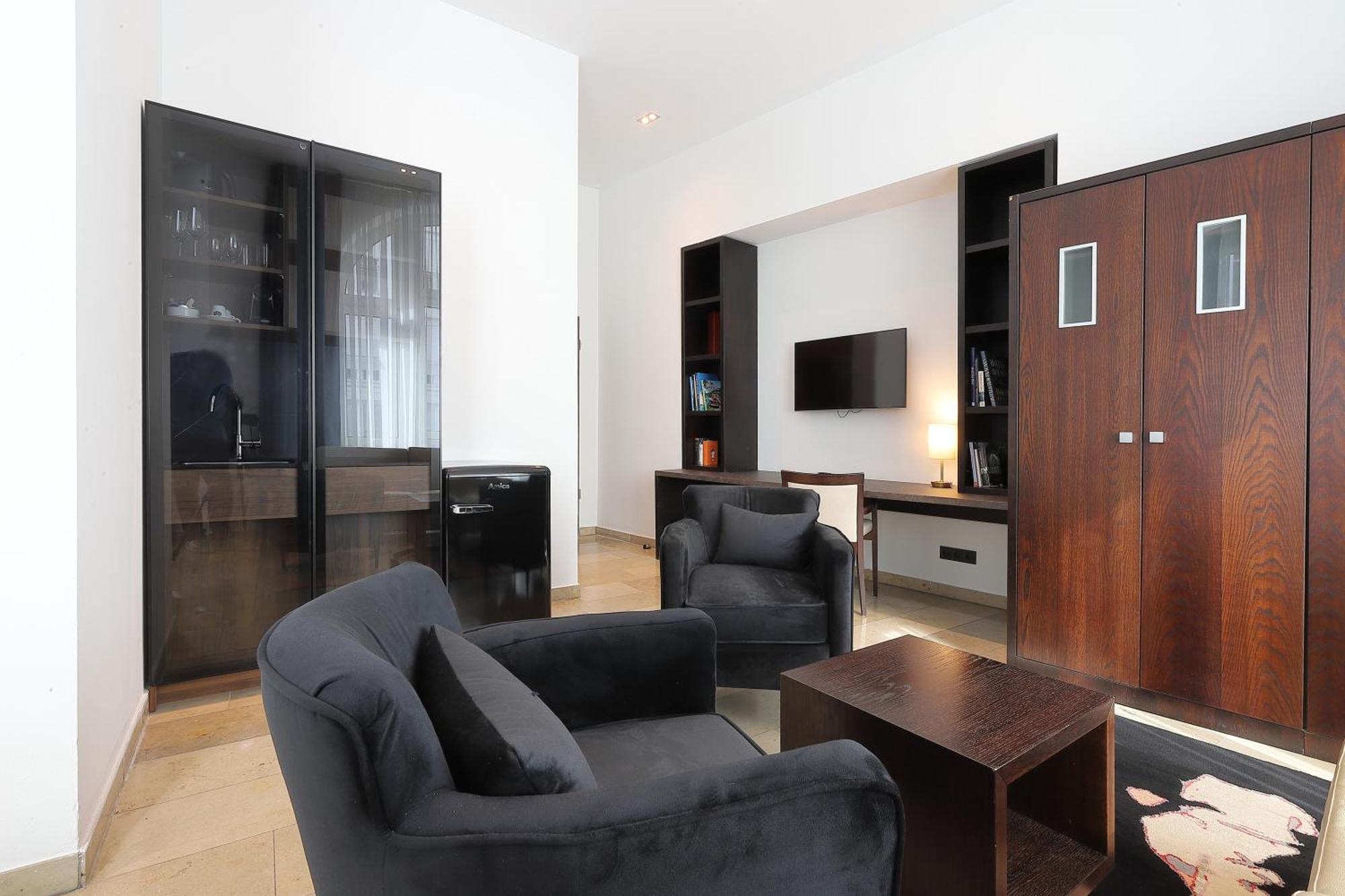 Devin Art Hotel デュッセルドルフ エクステリア 写真