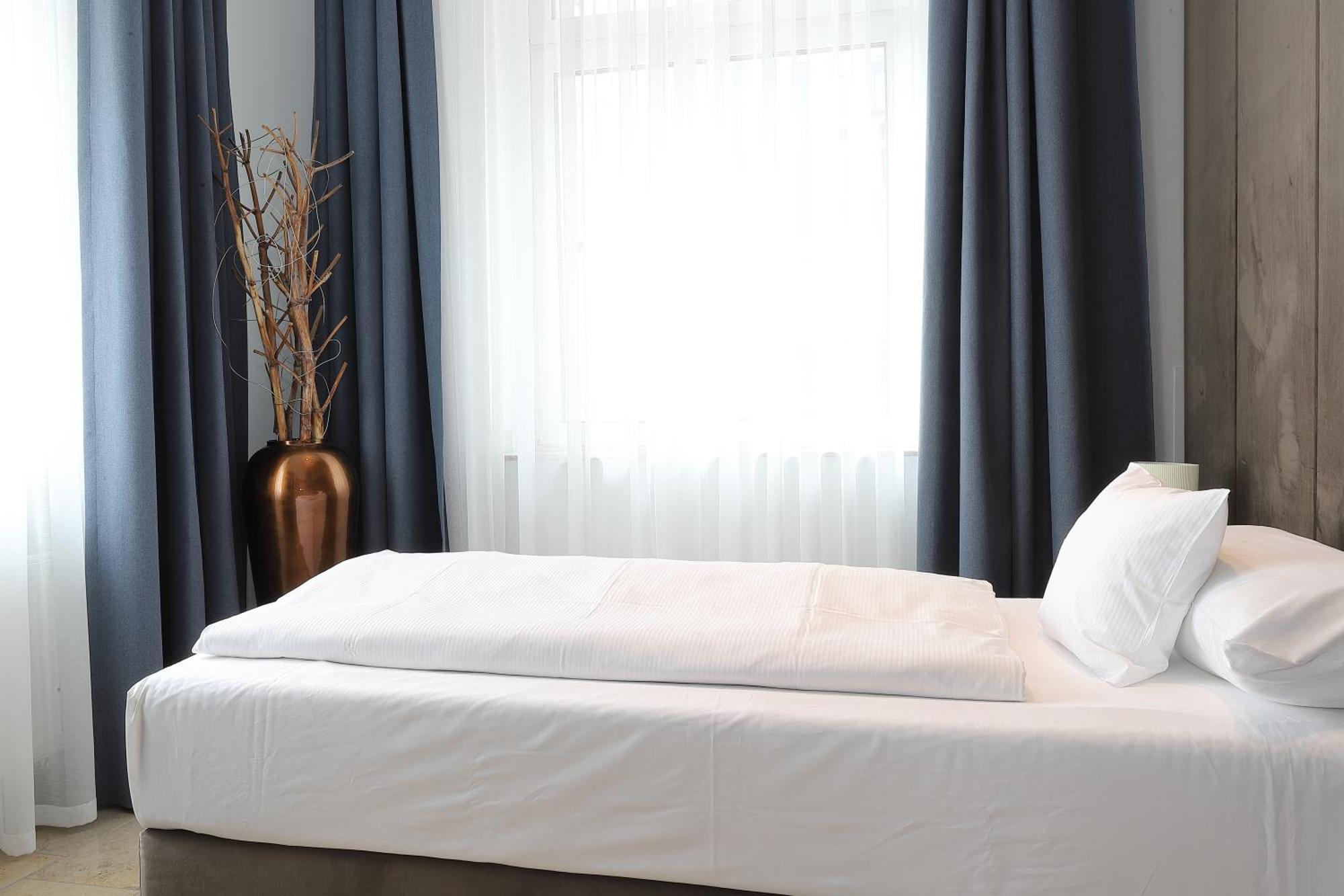 Devin Art Hotel デュッセルドルフ エクステリア 写真