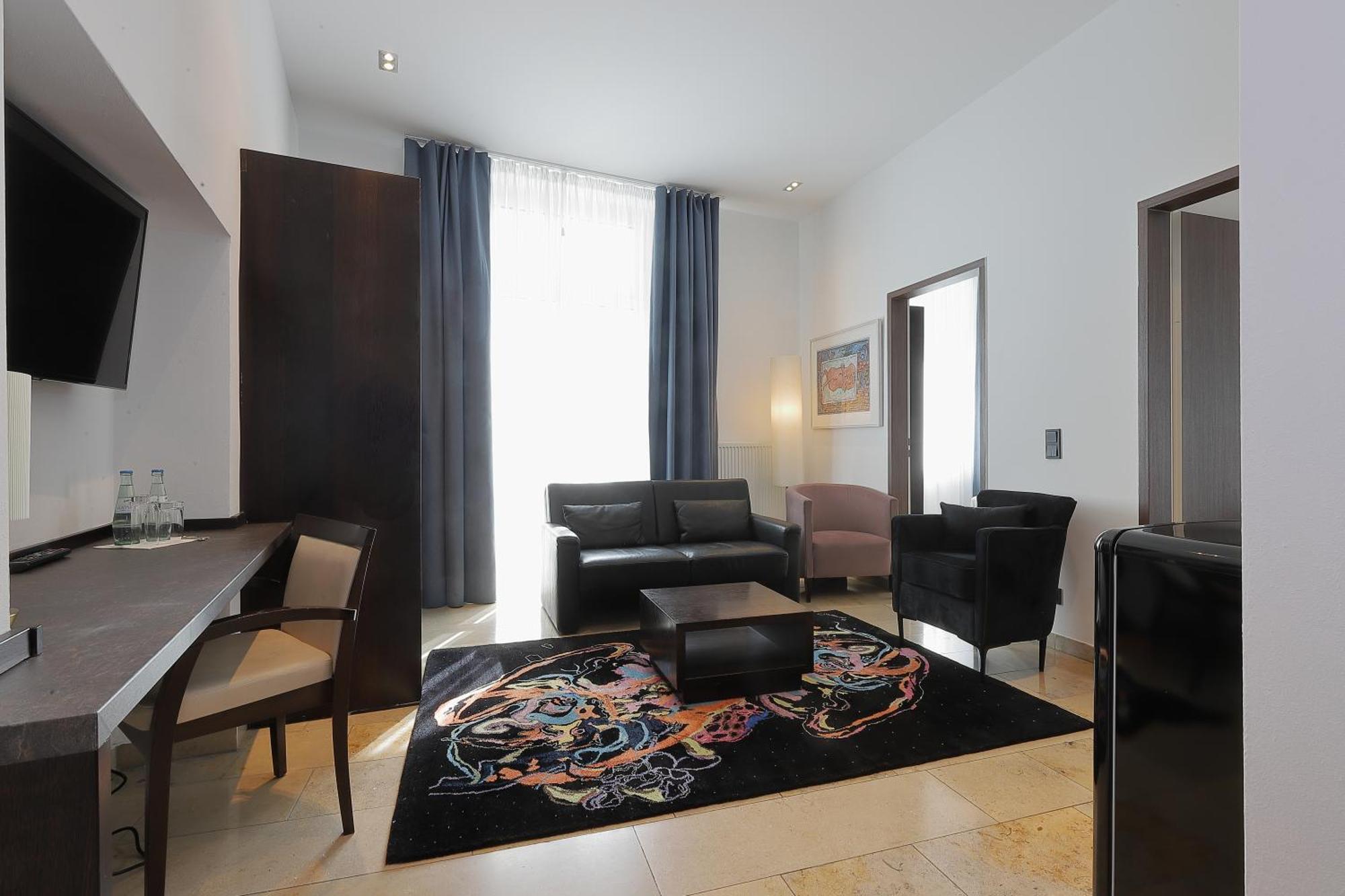 Devin Art Hotel デュッセルドルフ エクステリア 写真