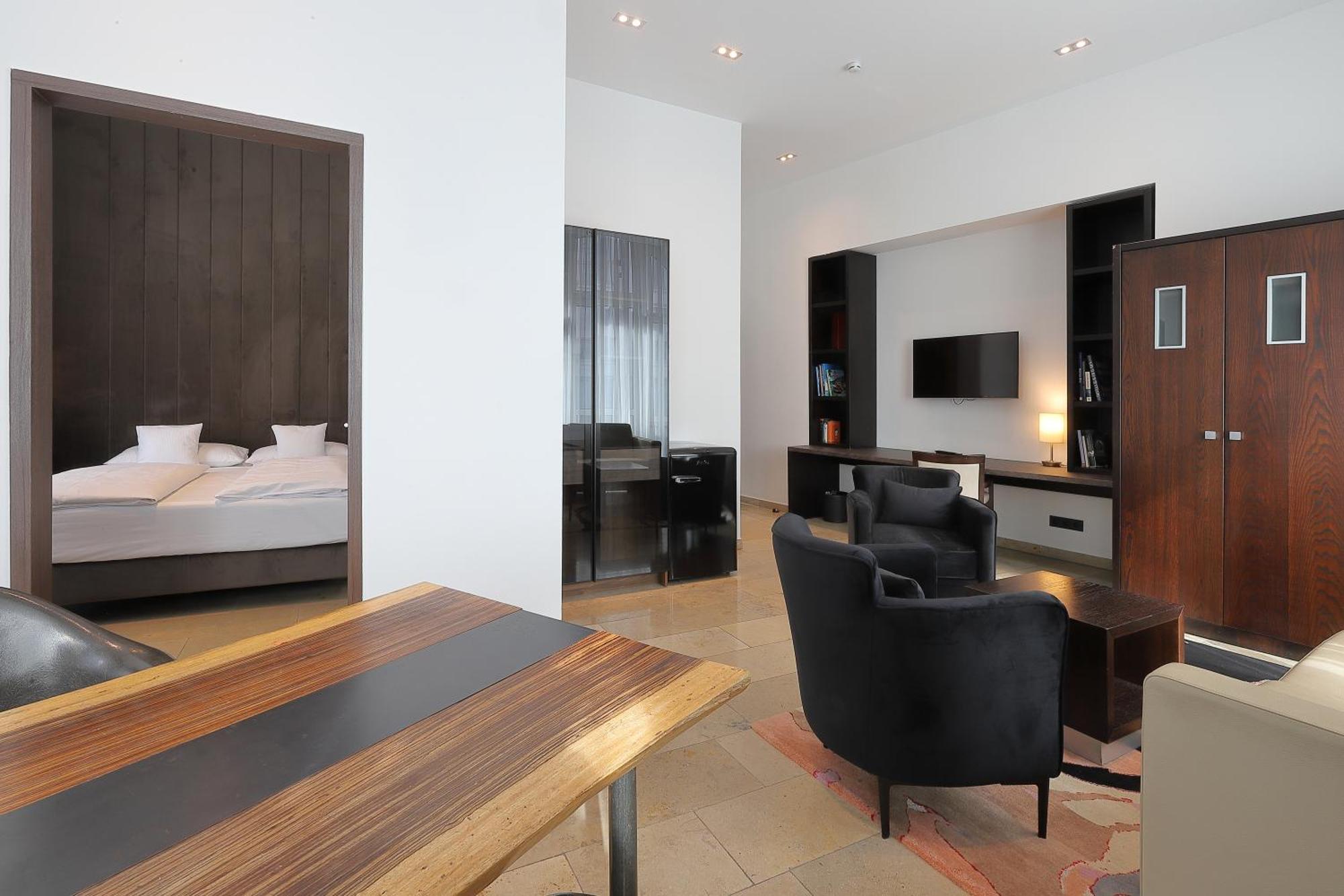 Devin Art Hotel デュッセルドルフ エクステリア 写真
