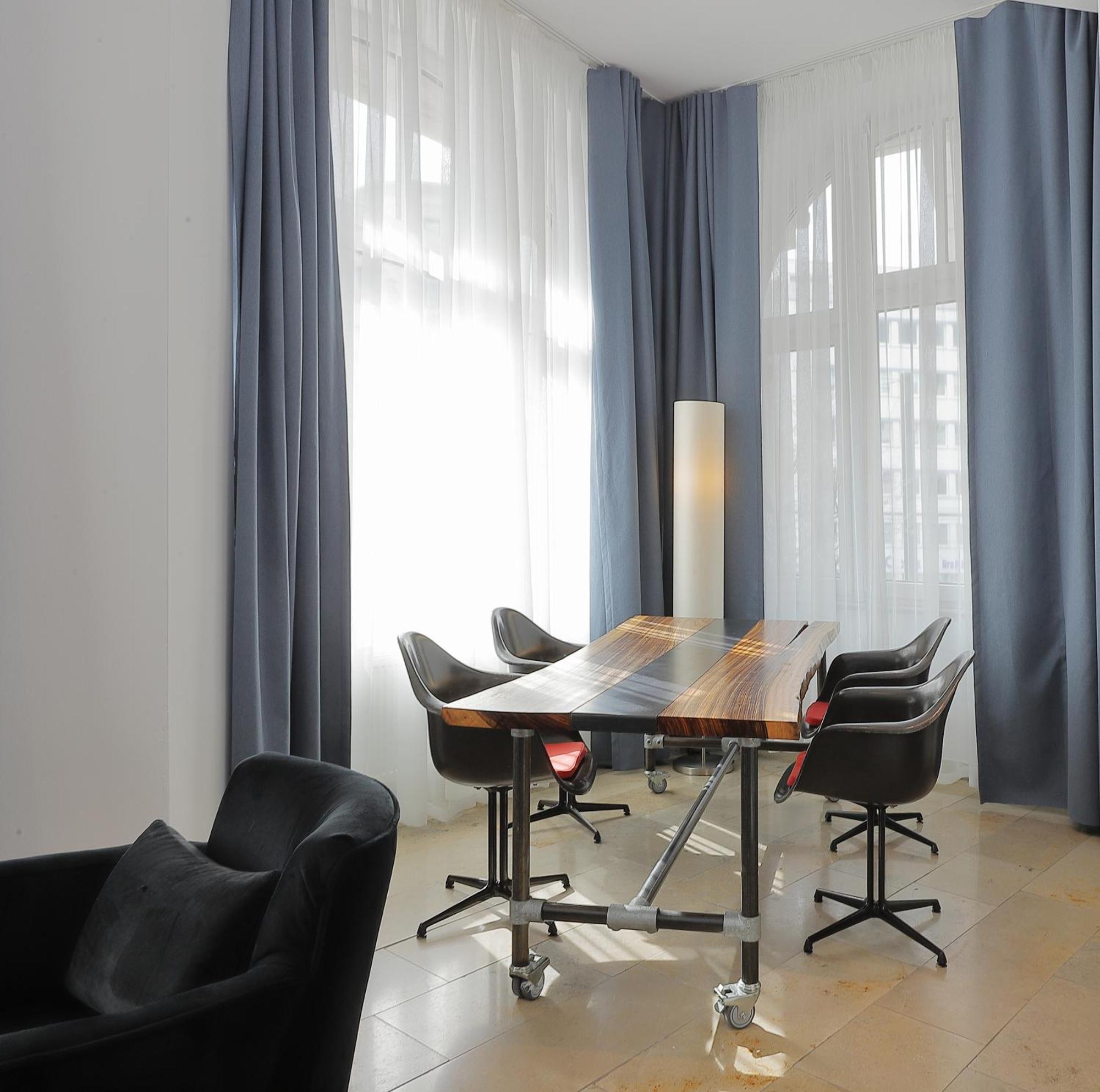 Devin Art Hotel デュッセルドルフ エクステリア 写真