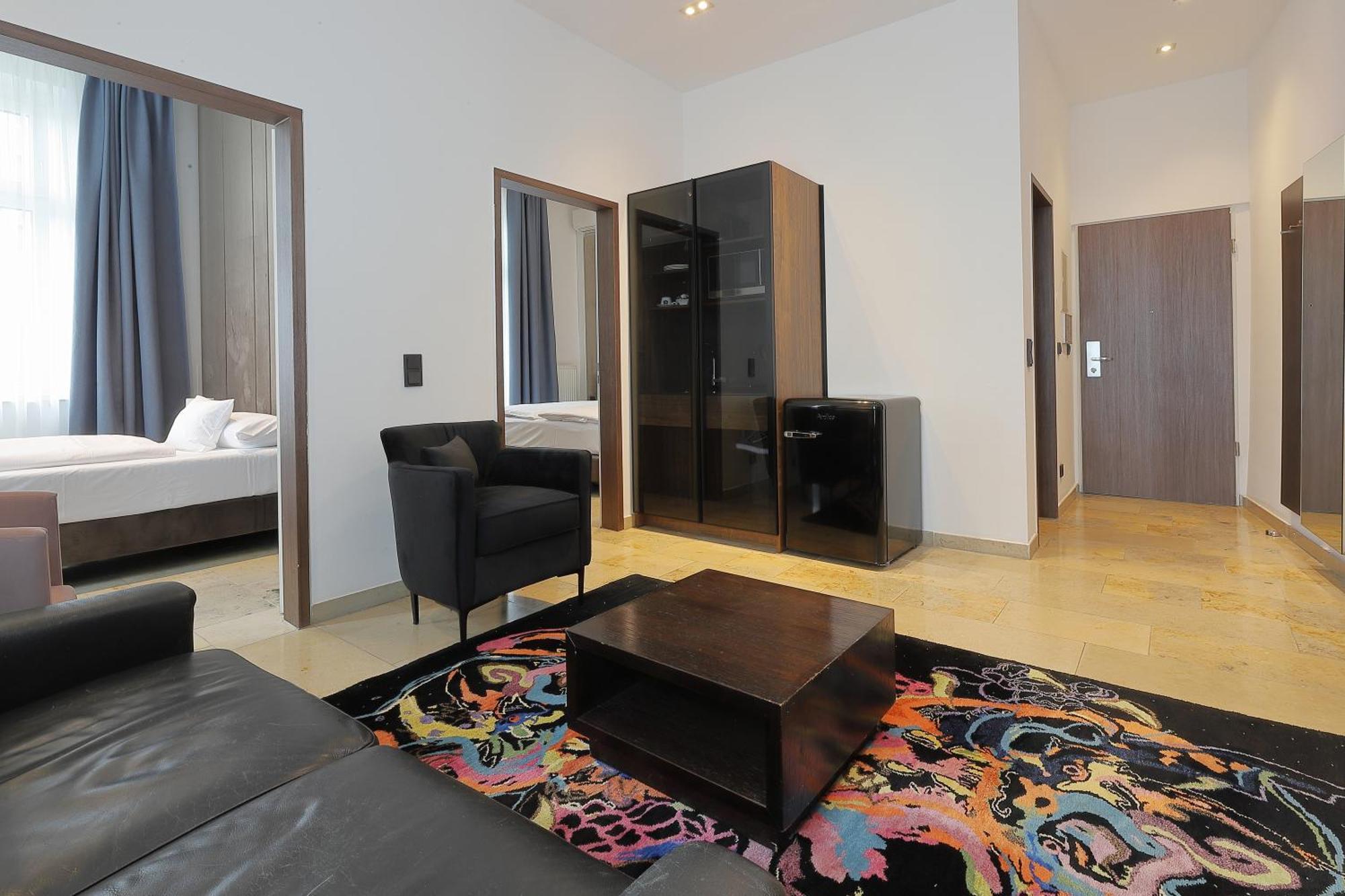 Devin Art Hotel デュッセルドルフ エクステリア 写真