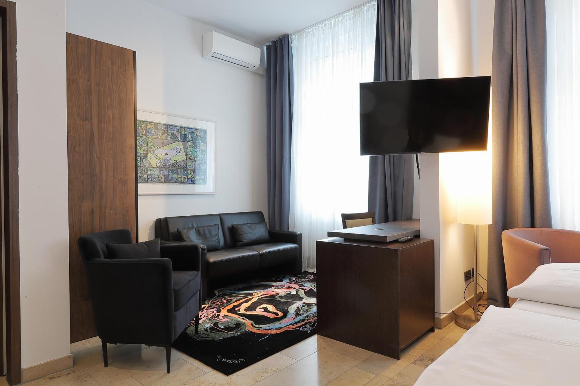 Devin Art Hotel デュッセルドルフ エクステリア 写真