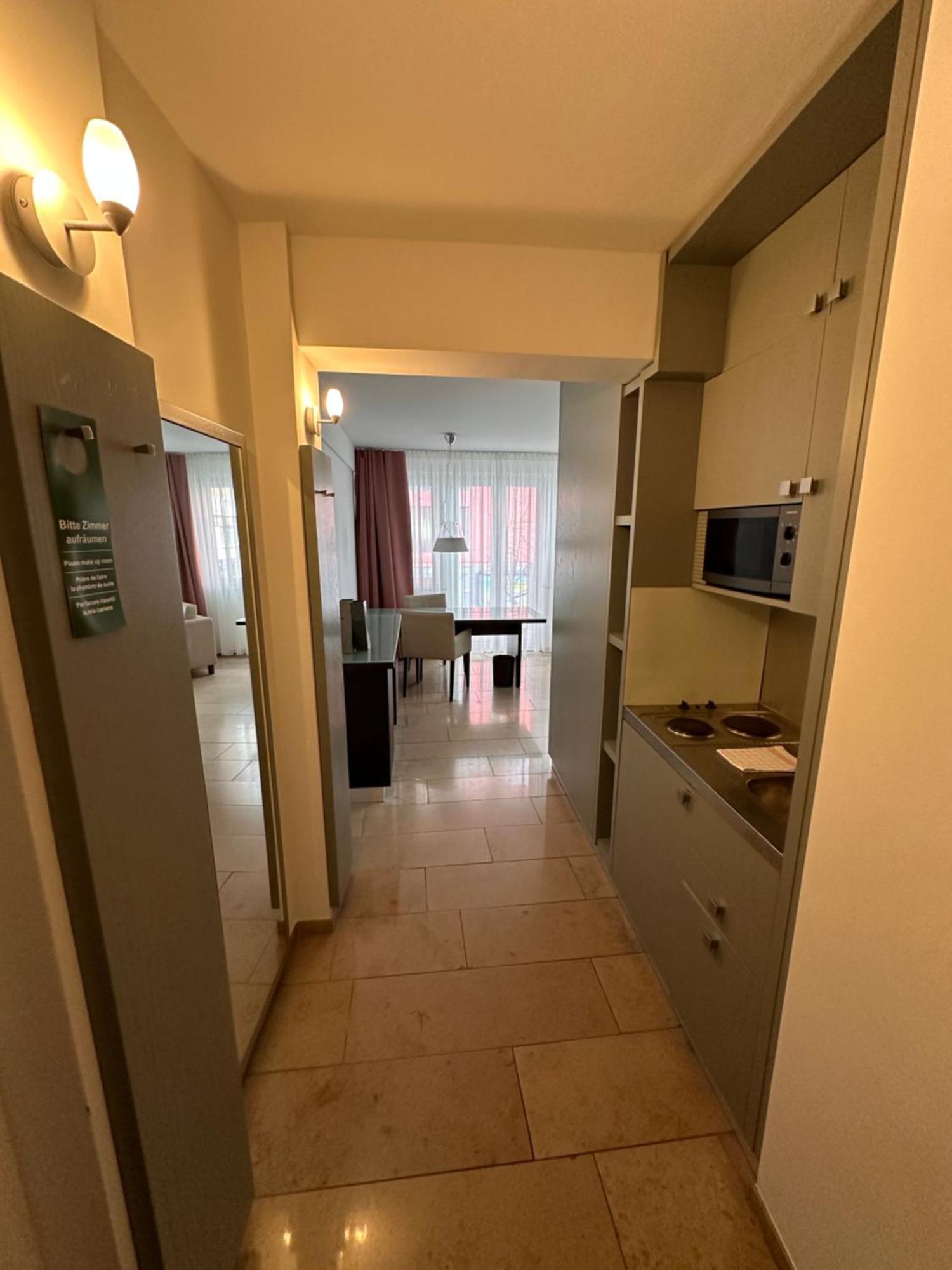 Devin Art Hotel デュッセルドルフ エクステリア 写真