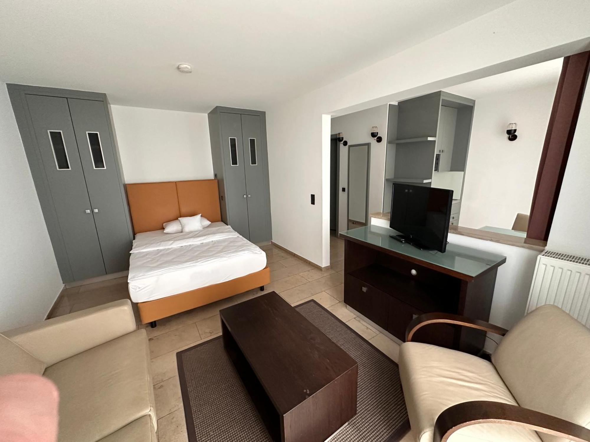 Devin Art Hotel デュッセルドルフ エクステリア 写真