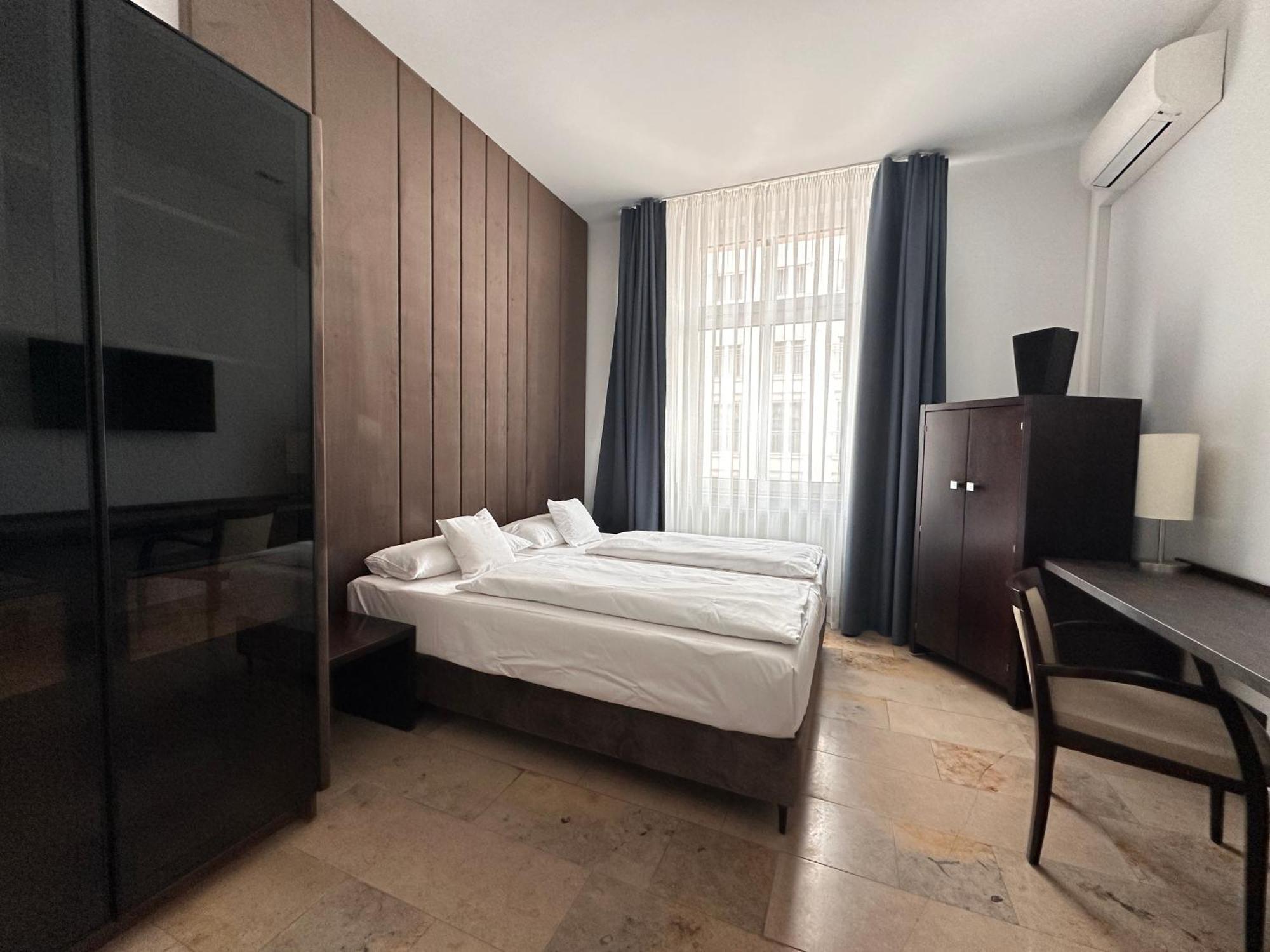 Devin Art Hotel デュッセルドルフ エクステリア 写真